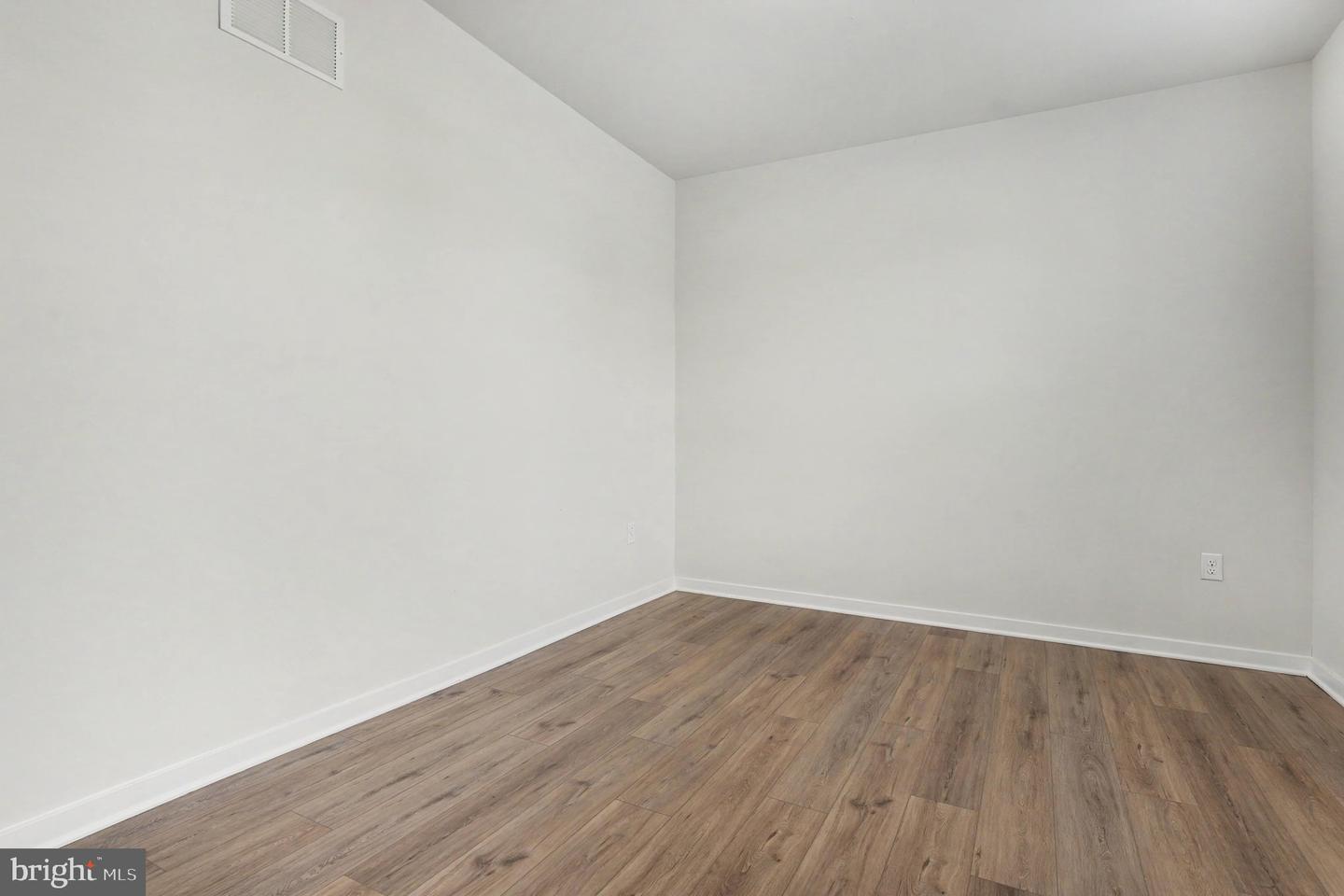 1165 Mariwill Dr Property Photo 18