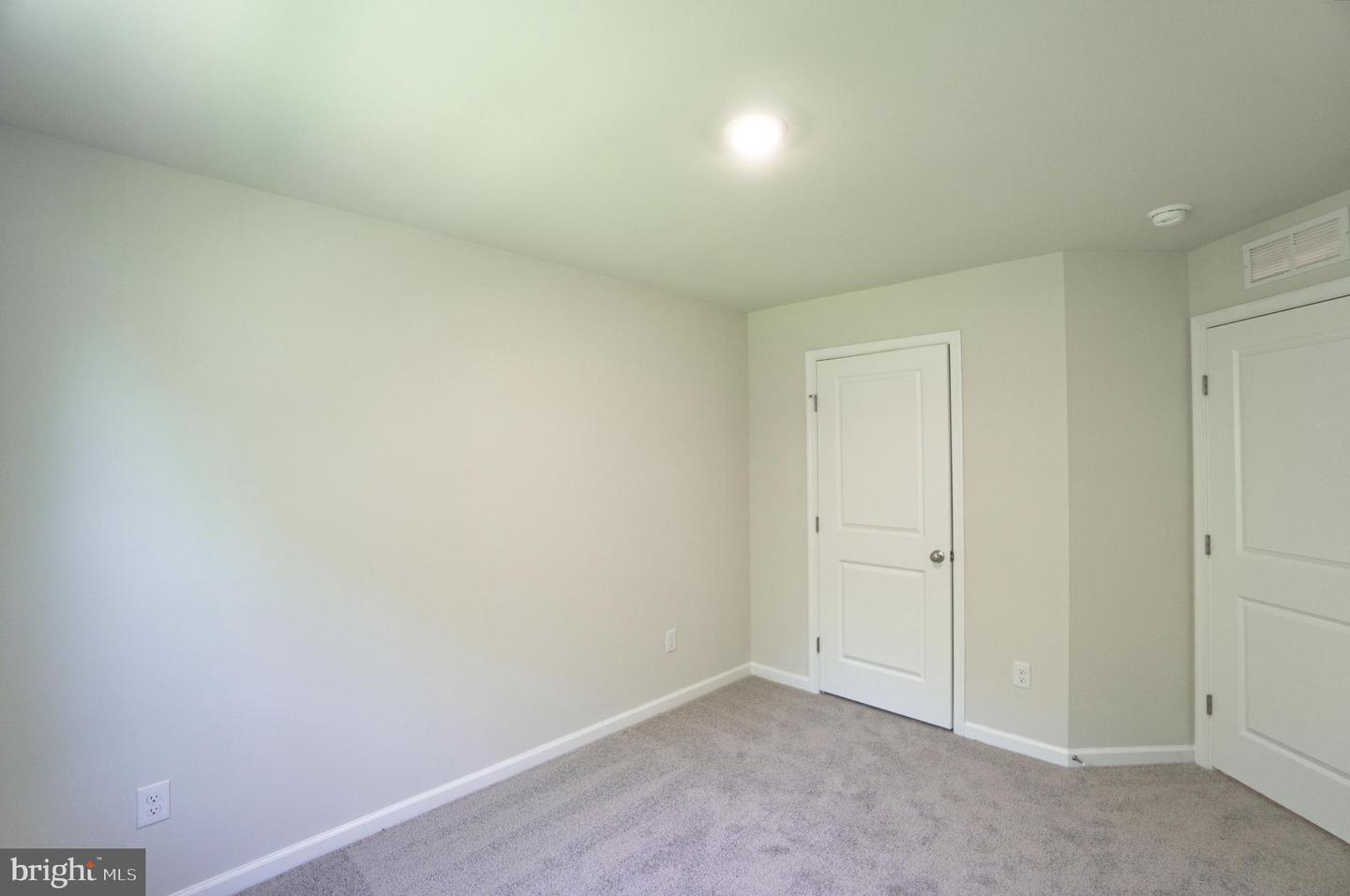 148 Bell Ct Property Photo 20