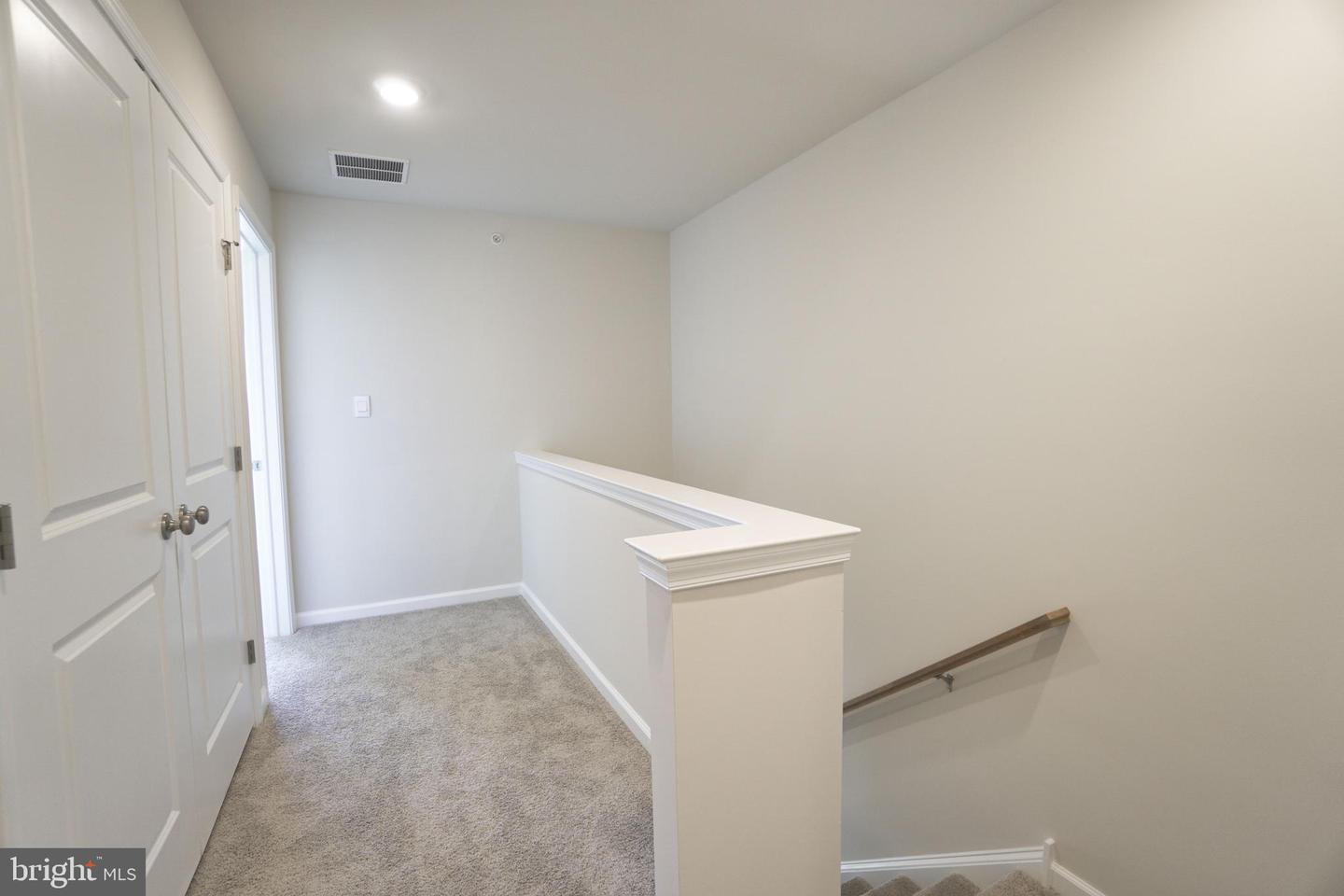 148 Bell Ct Property Photo 23