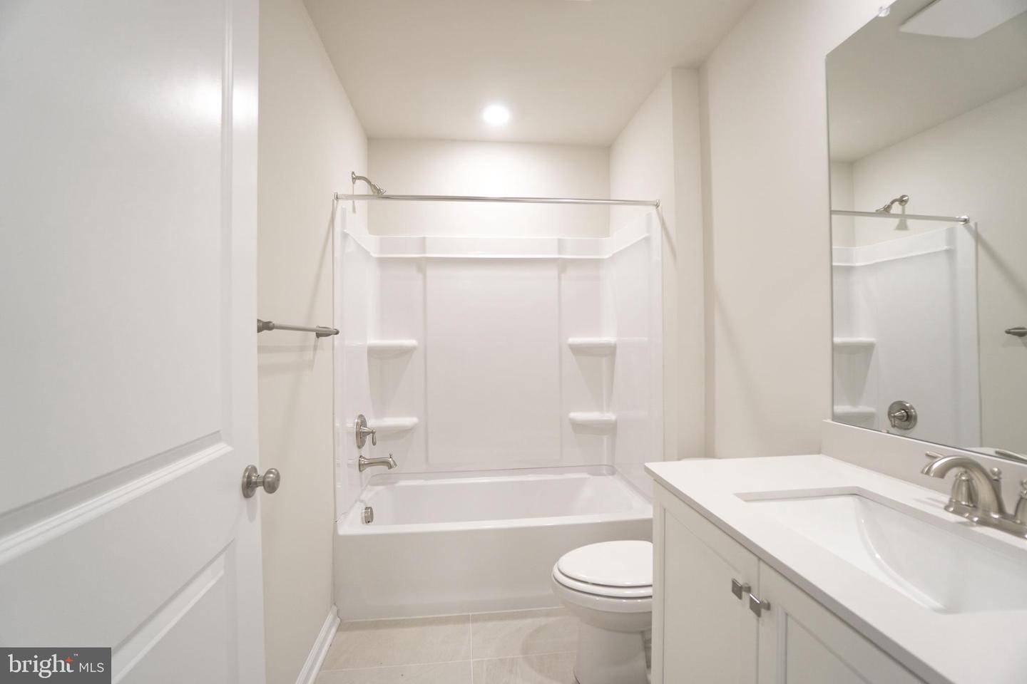 148 Bell Ct Property Photo 29
