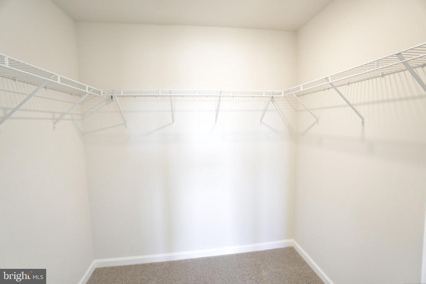 148 Bell Ct Property Photo 32