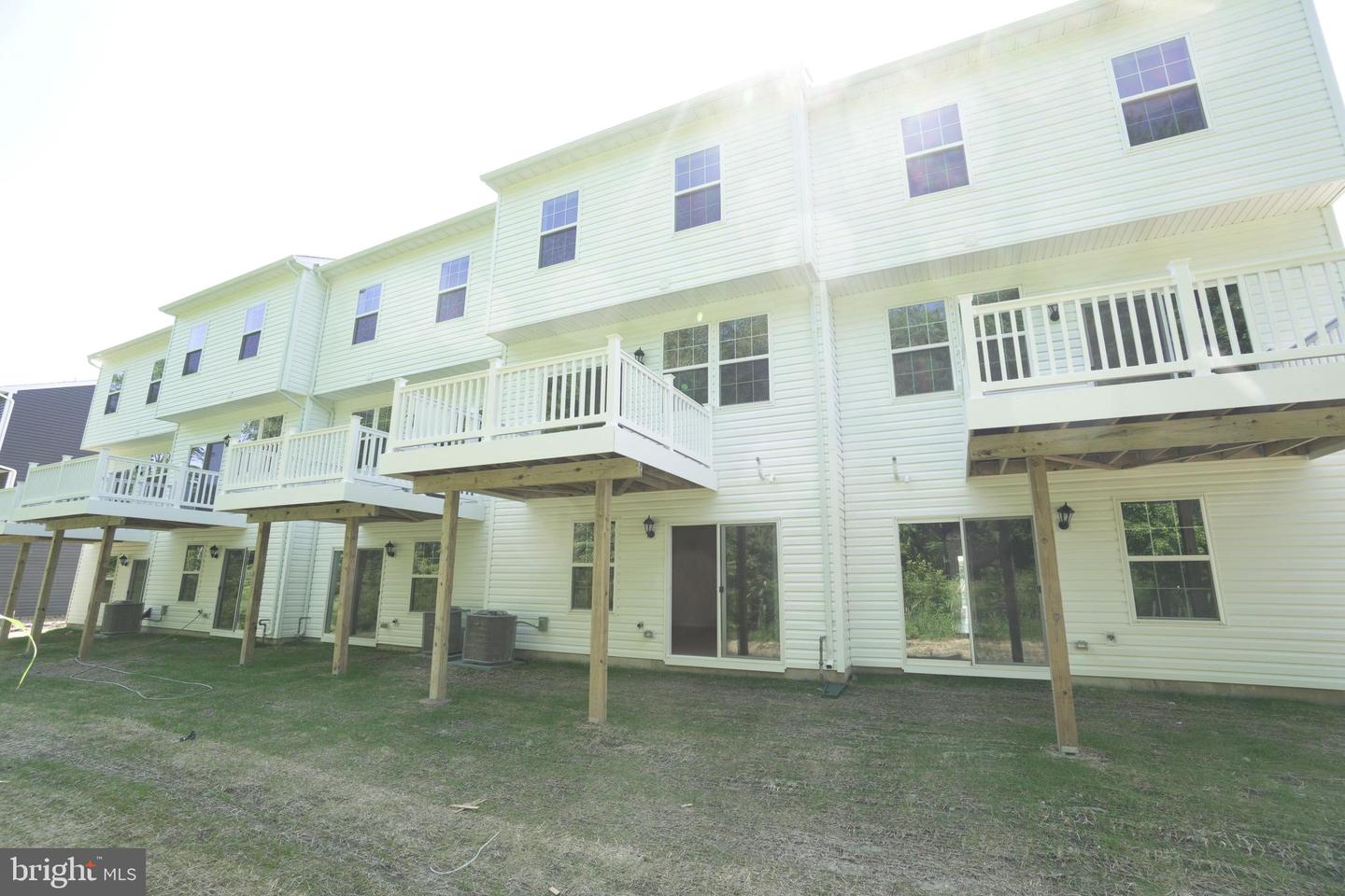 148 Bell Ct Property Photo 35