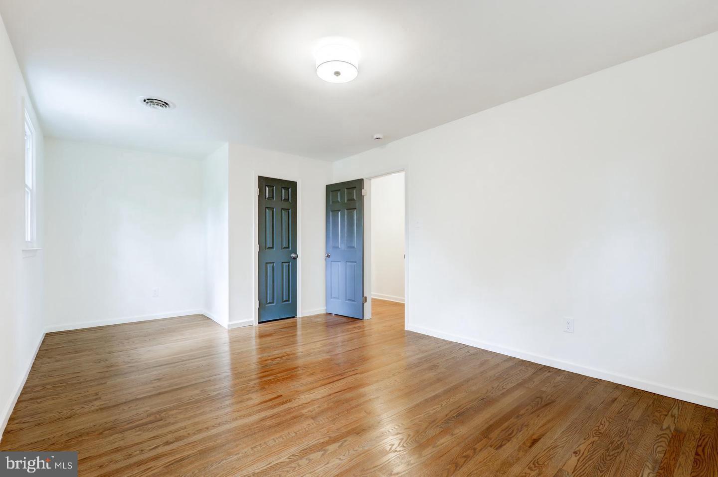 4928 Edgewood Rd Property Photo 25