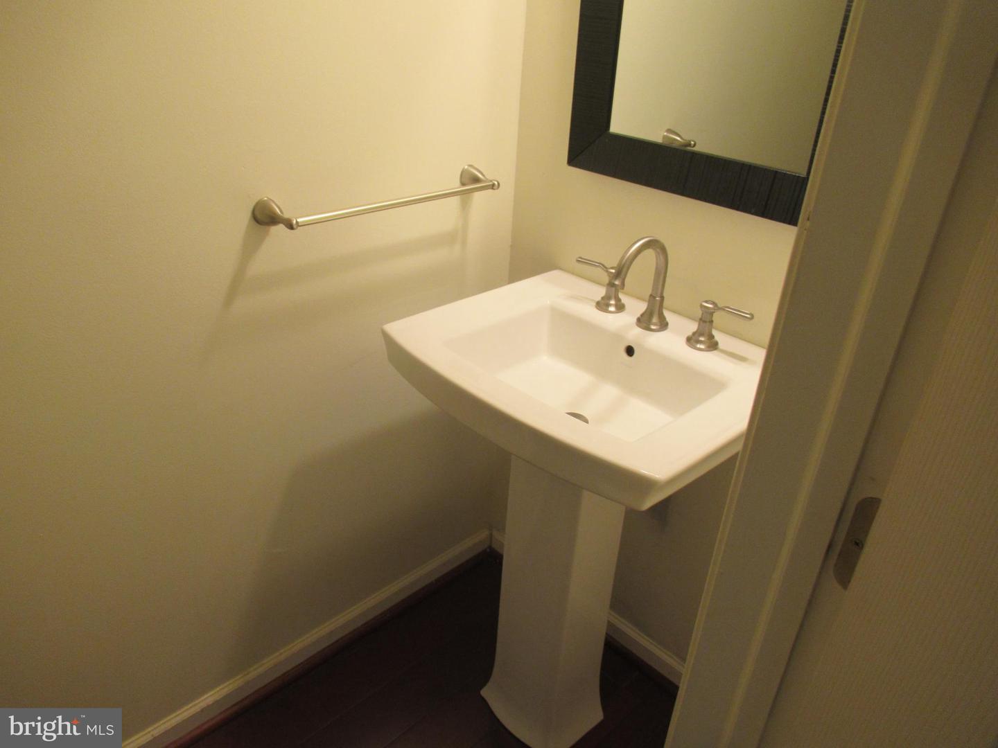 803 Purple Martin Ct #211 Property Photo 5