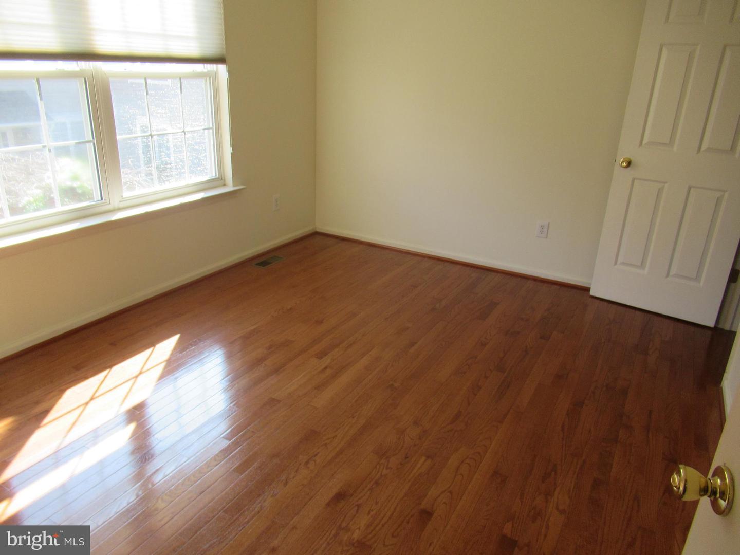 803 Purple Martin Ct #211 Property Photo 9