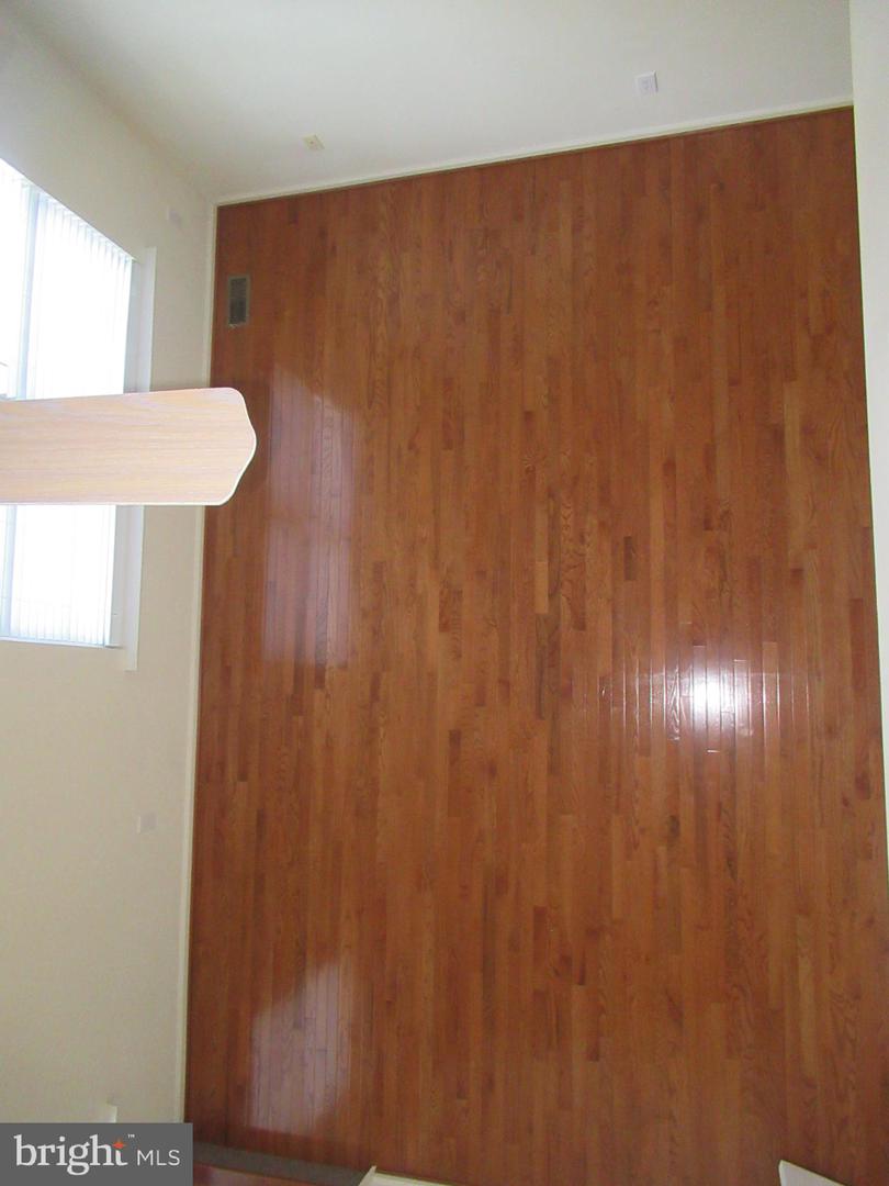 803 Purple Martin Ct #211 Property Photo 14