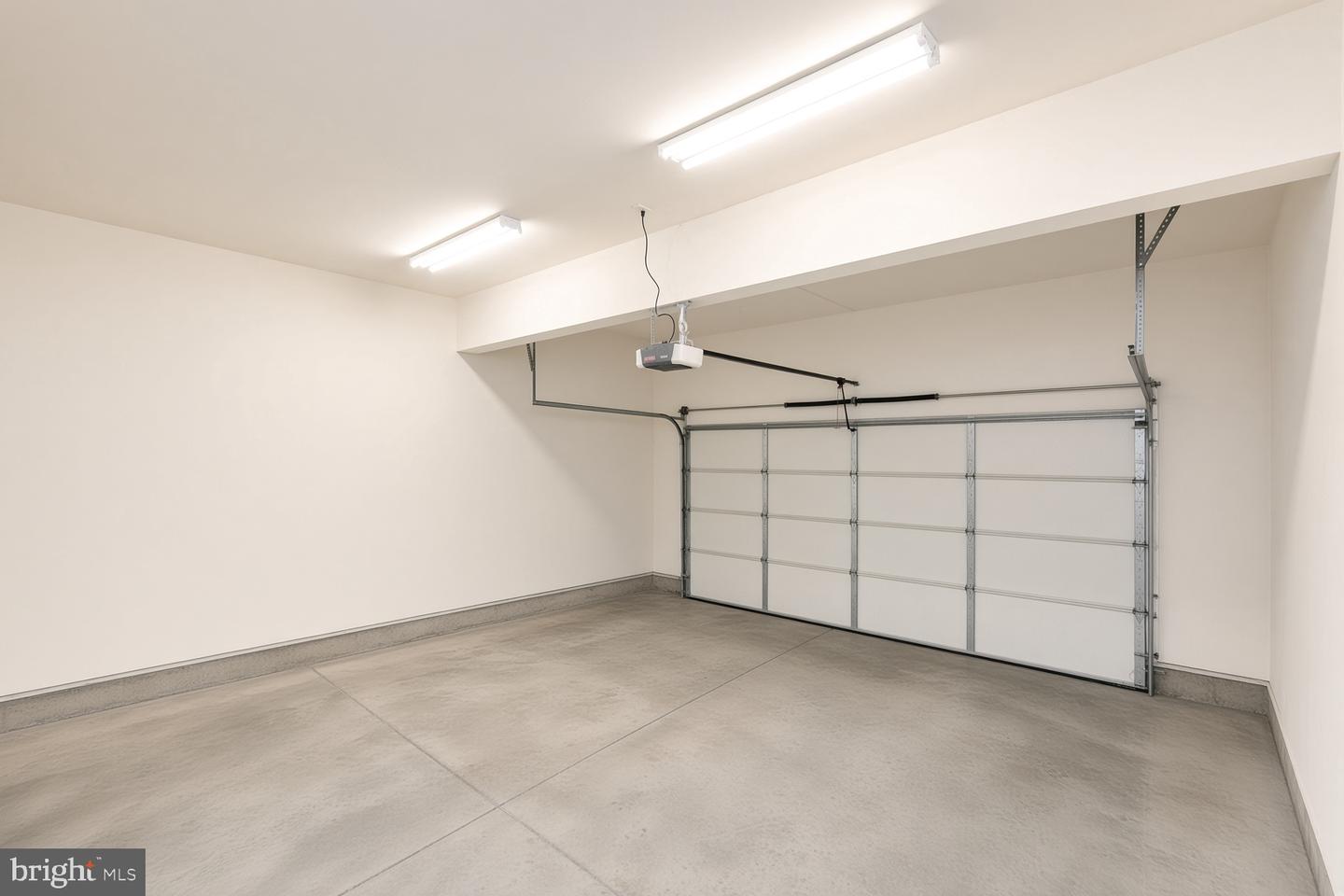 38 Shady Brook Dr #66 Property Photo 24