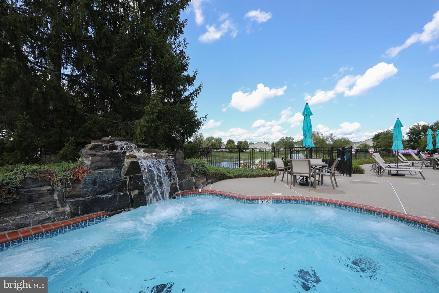 38 Shady Brook Dr #66 Property Photo 34