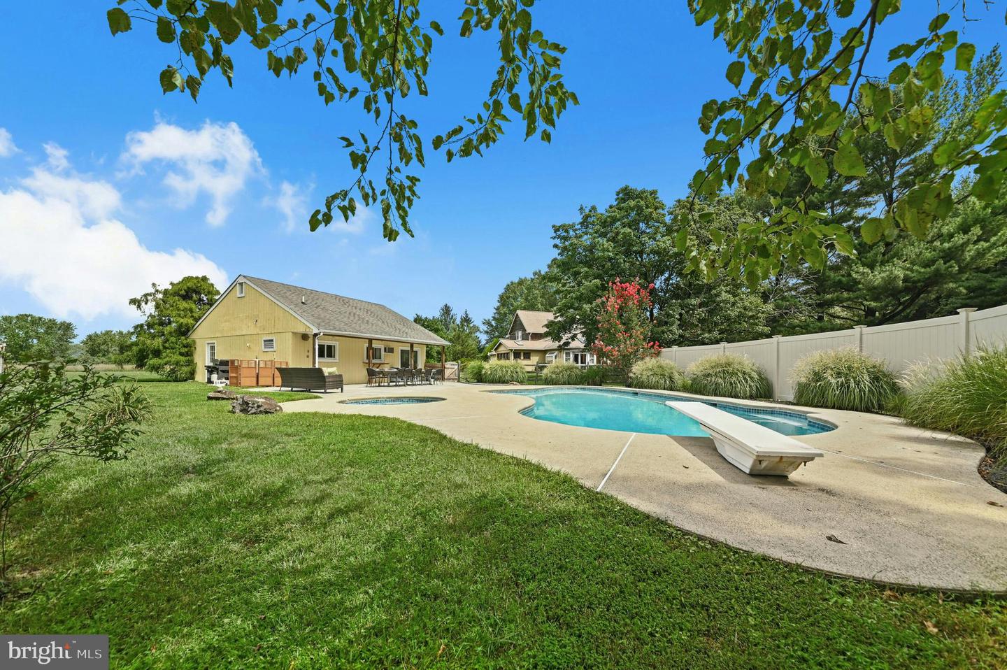 1334 Deer Run Rd Property Photo 39