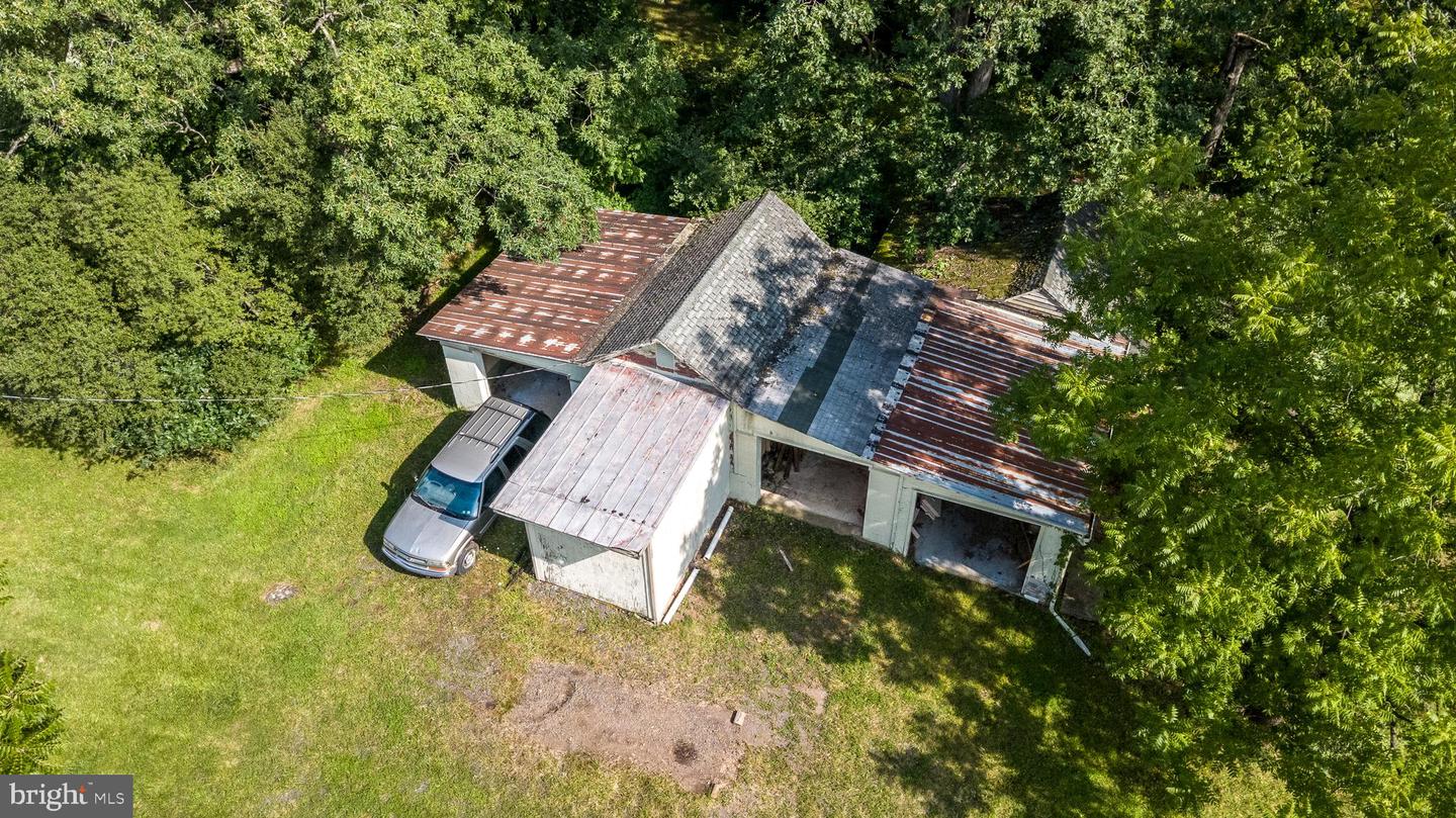 403 Perry Auger Rd Property Photo 57