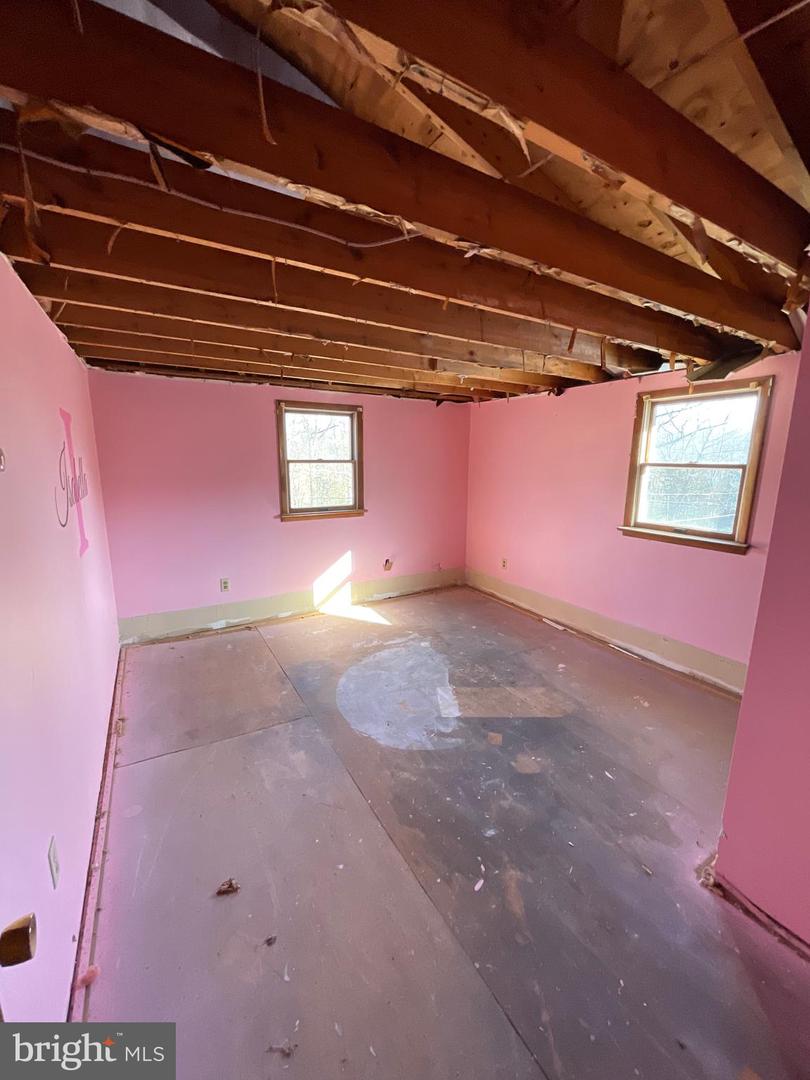 996 Allentown Rd Property Photo 22