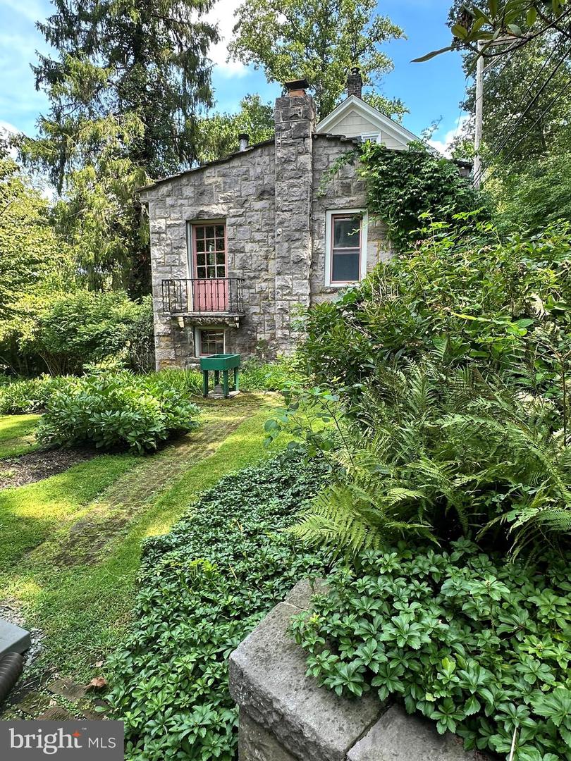 3596 River Rd Property Photo 19