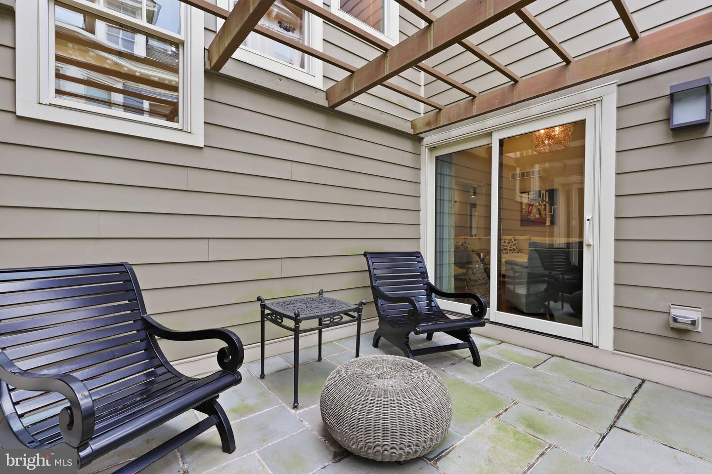 117 N State St Property Photo 22