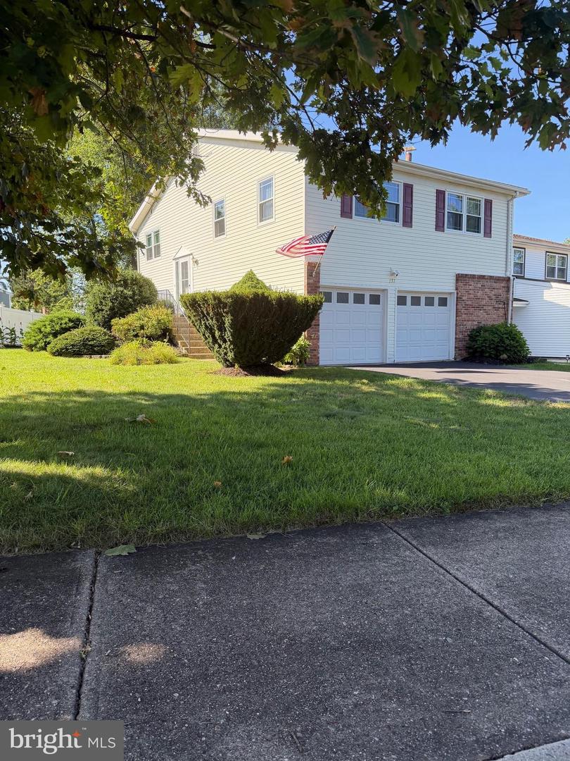 131 CHESAPEAKE DR