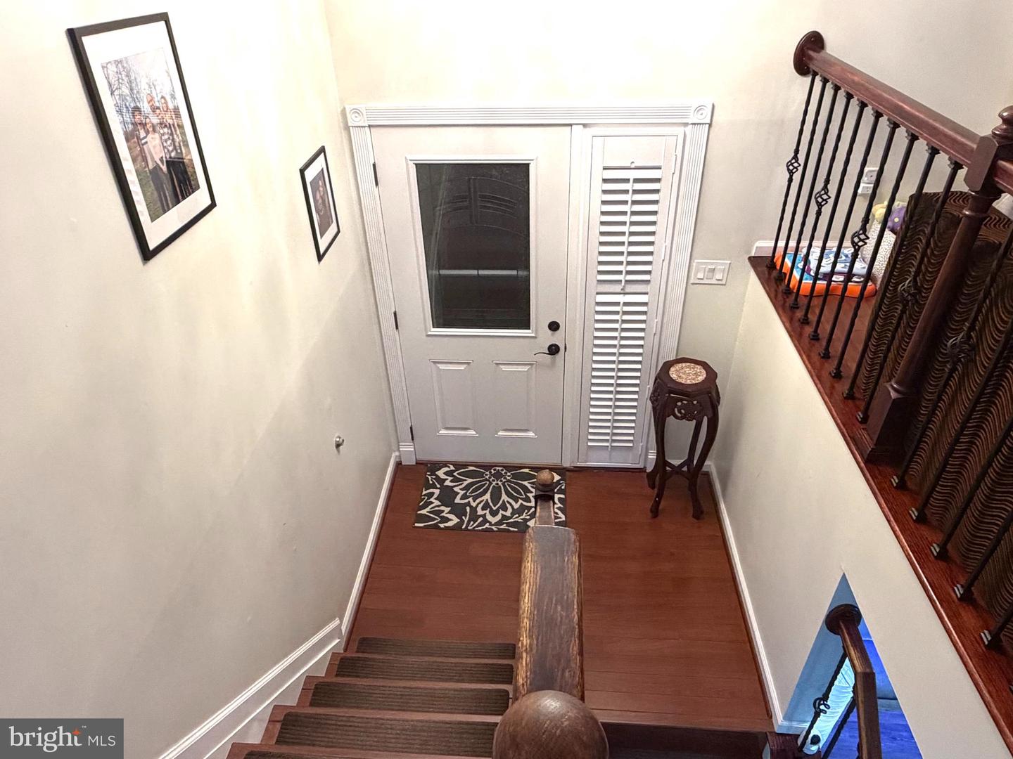 131 Chesapeake Dr Property Photo 3