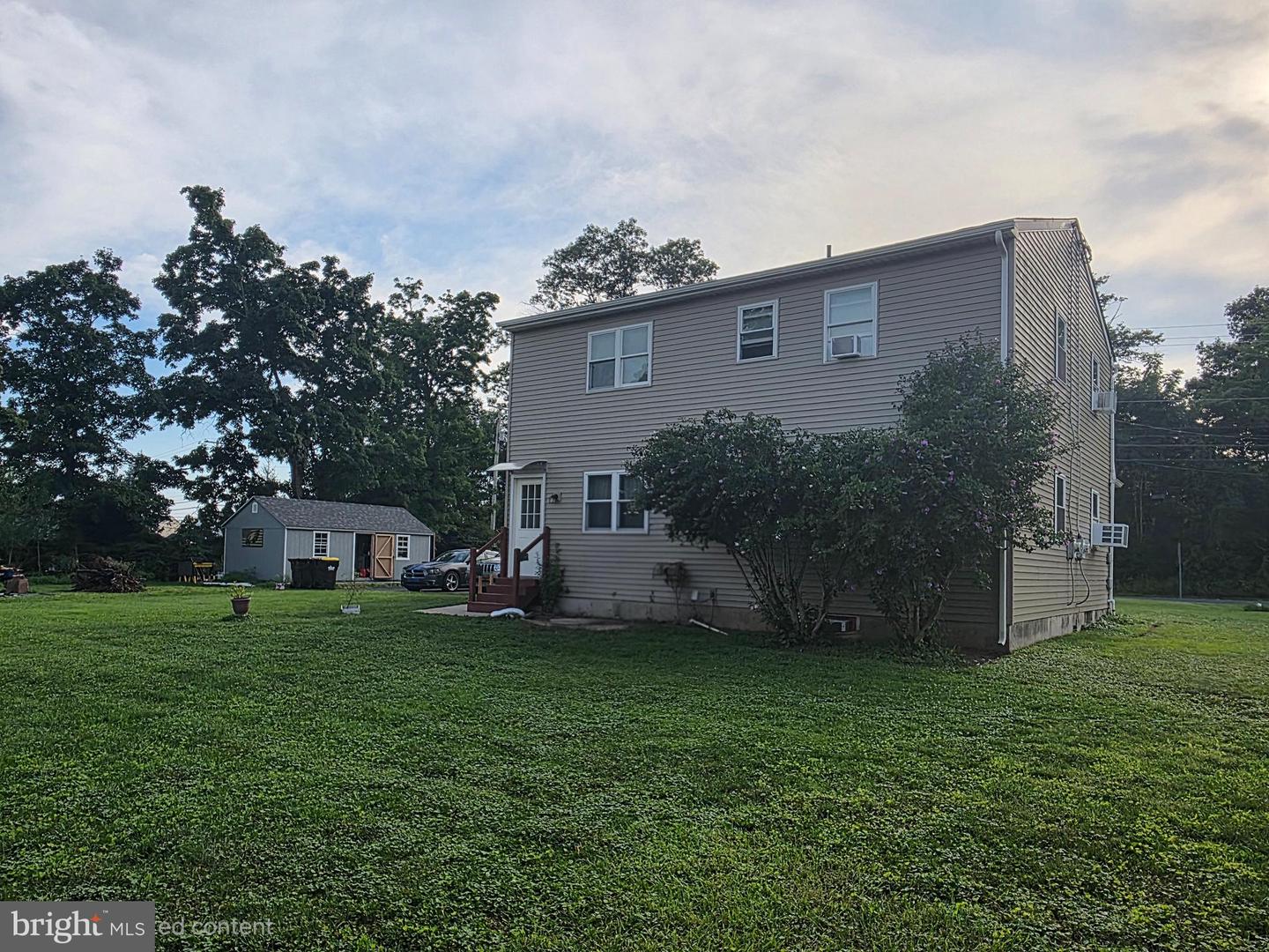 947 S Old Bethlehem Pike Property Photo 3