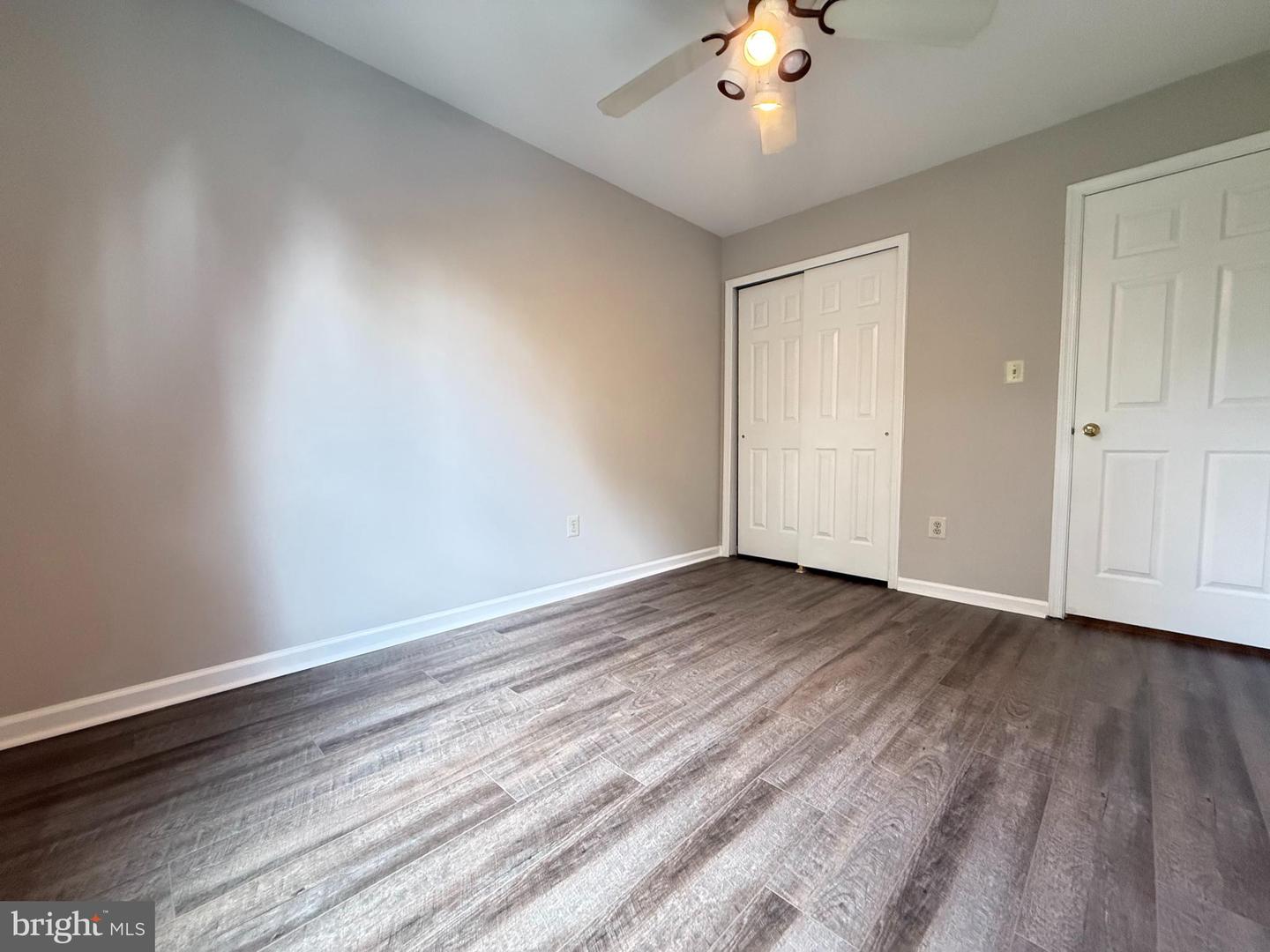 9408 Sheffield Dr Property Photo 8