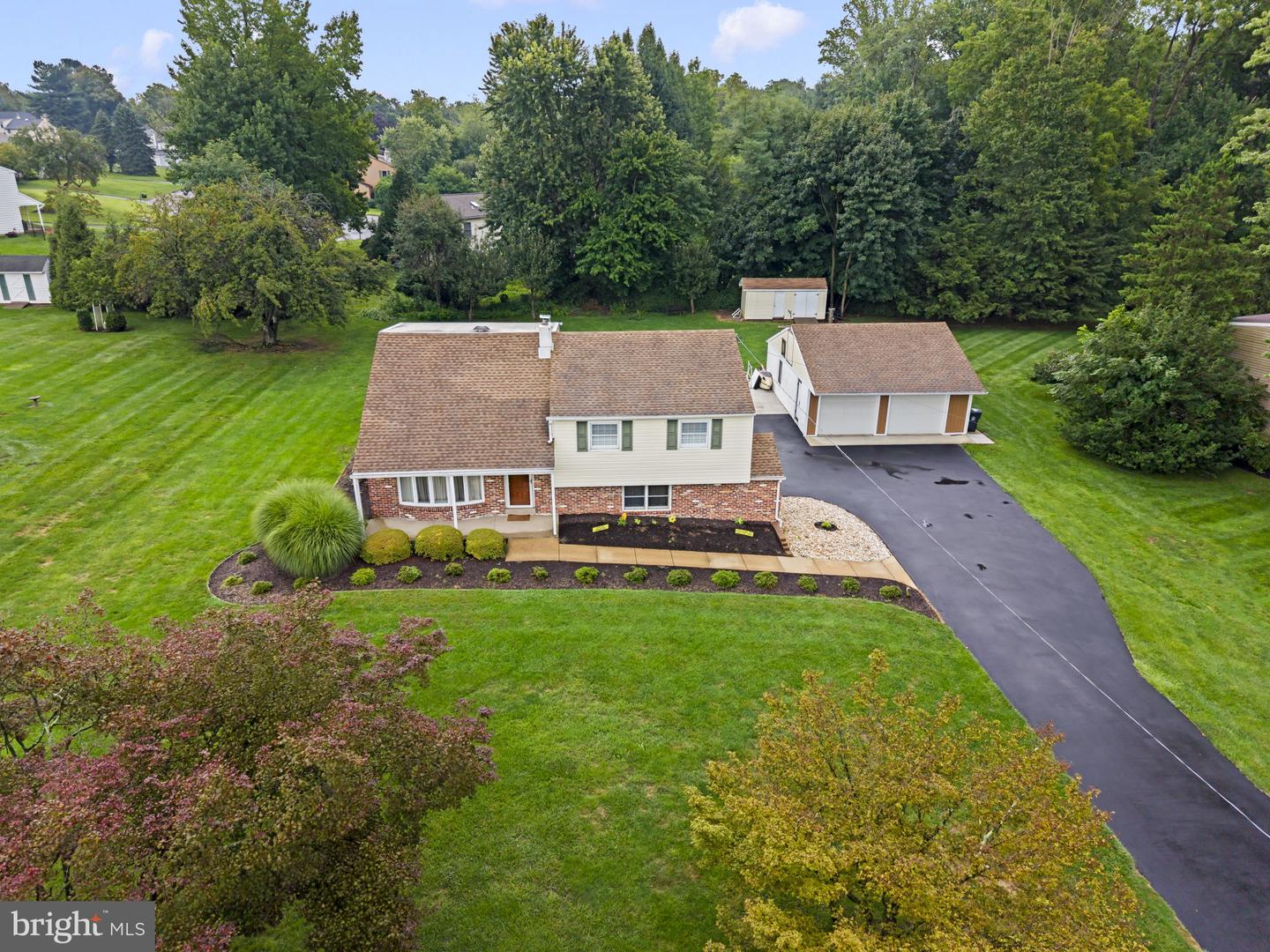 55 BROOK DR