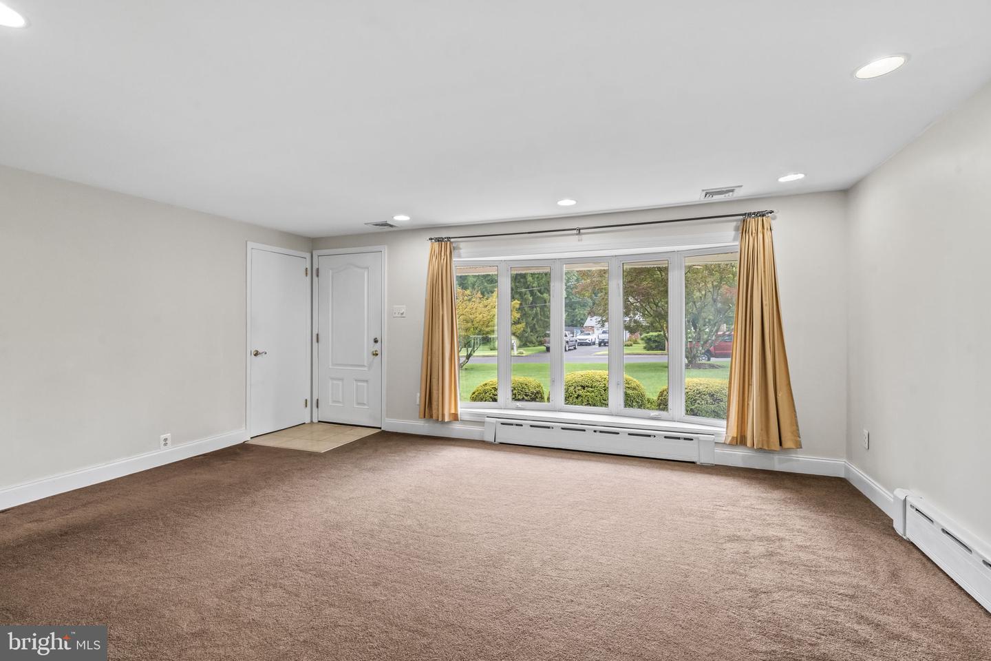 55 Brook Dr Property Photo 24