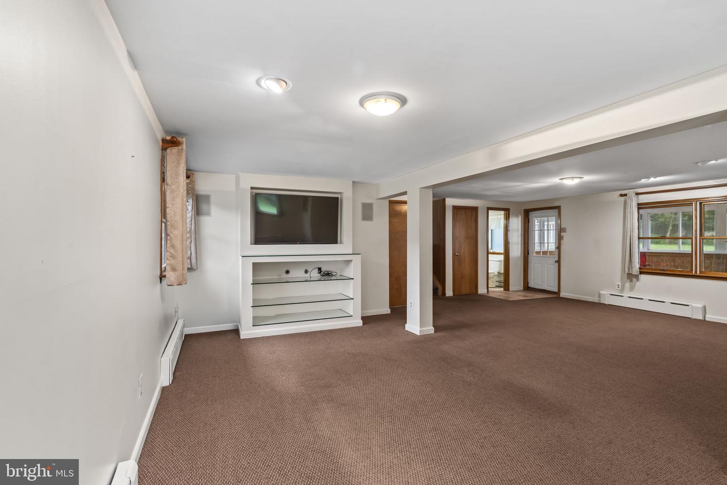 55 Brook Dr Property Photo 32