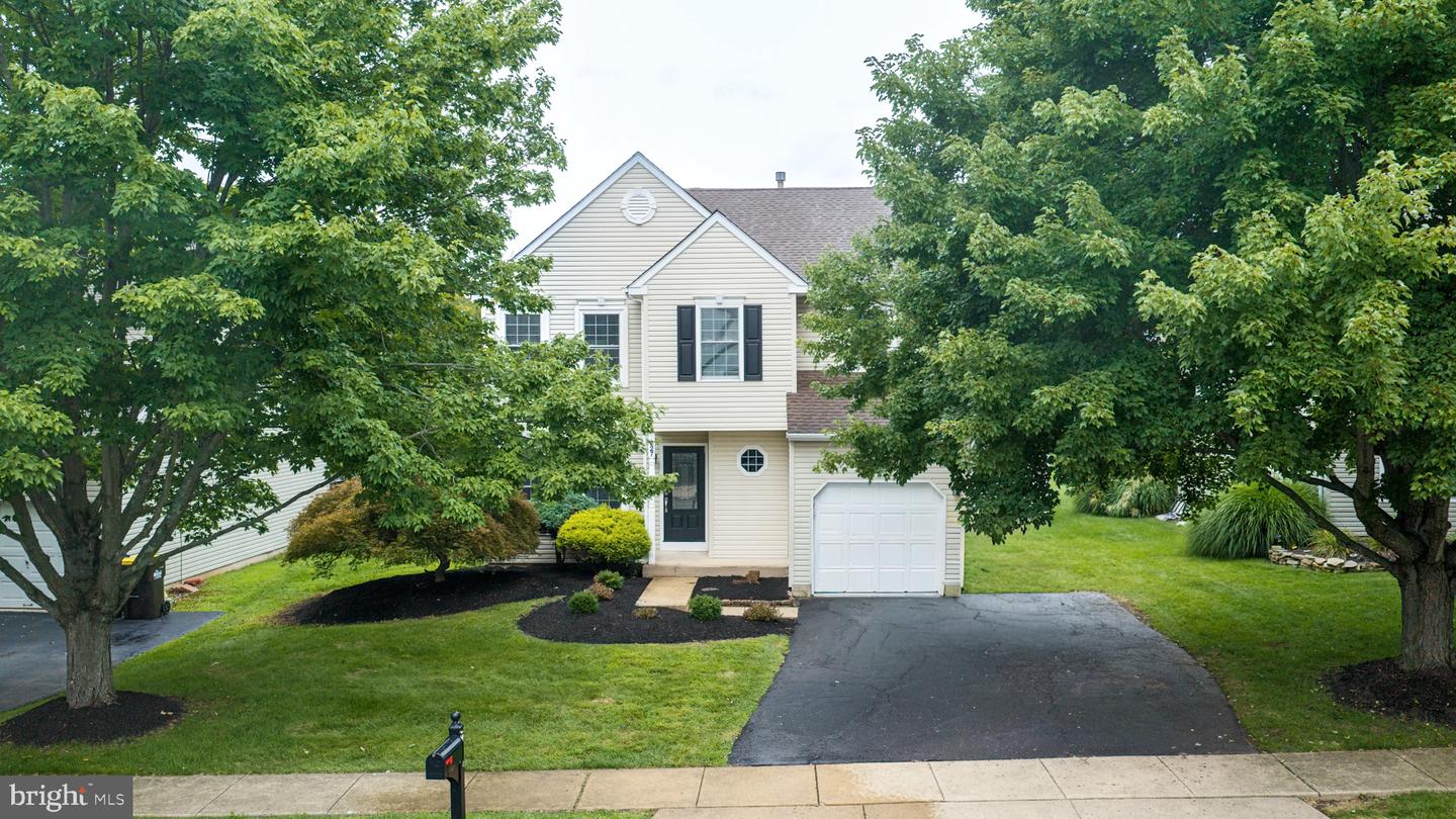 227 FOREST PARK DR