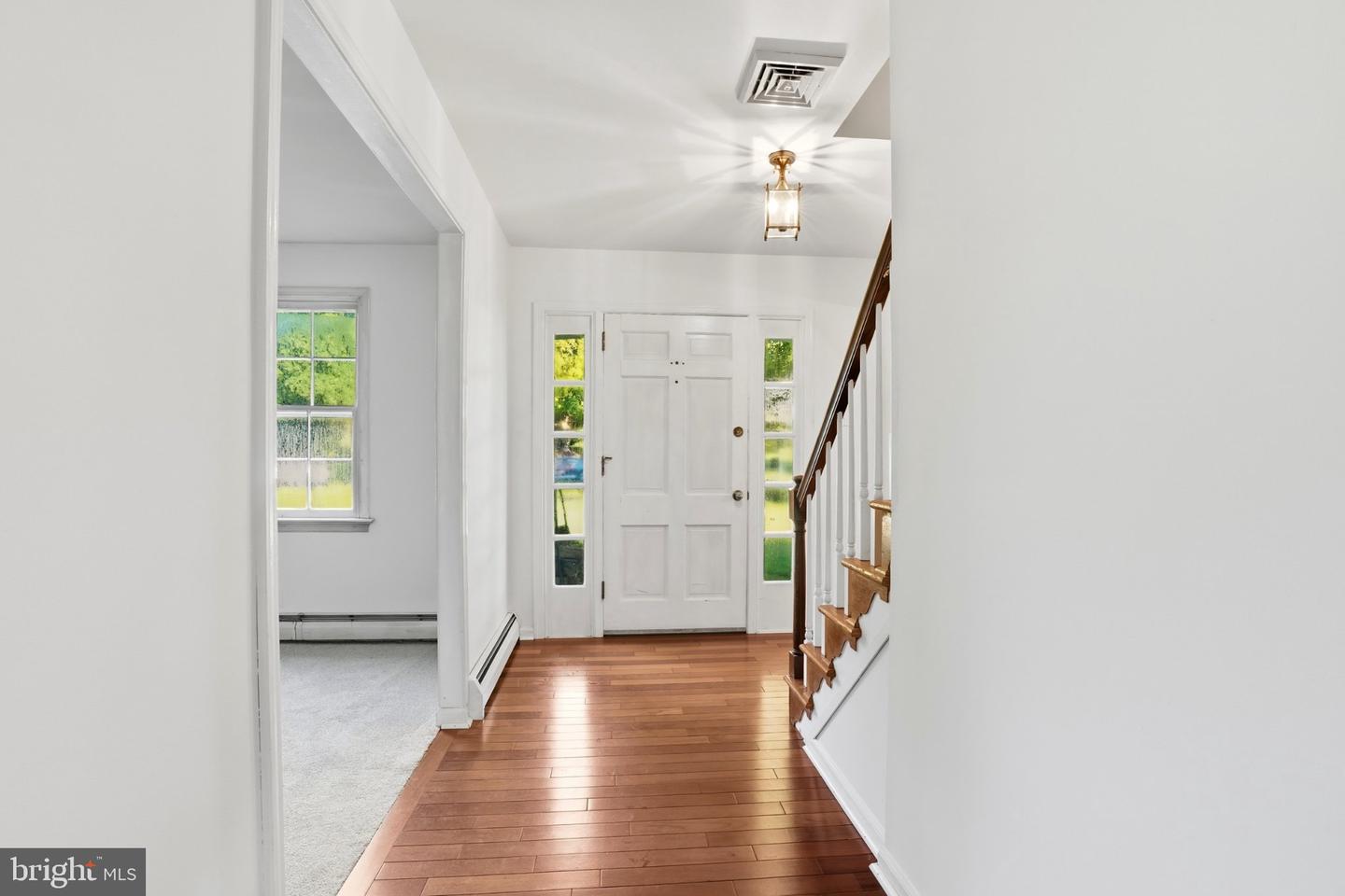 24 Sunnybrook Dr Property Photo 2