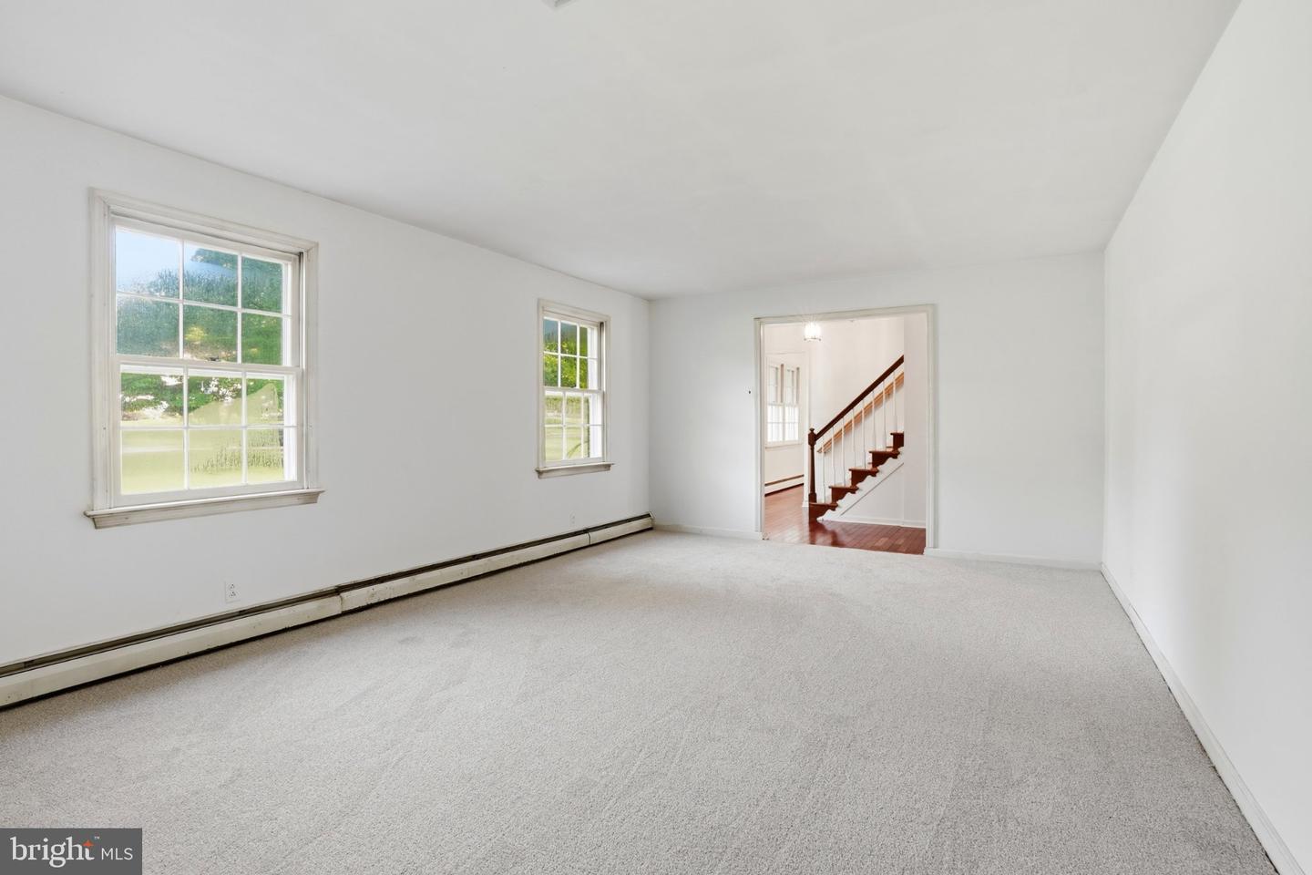 24 Sunnybrook Dr Property Photo 3