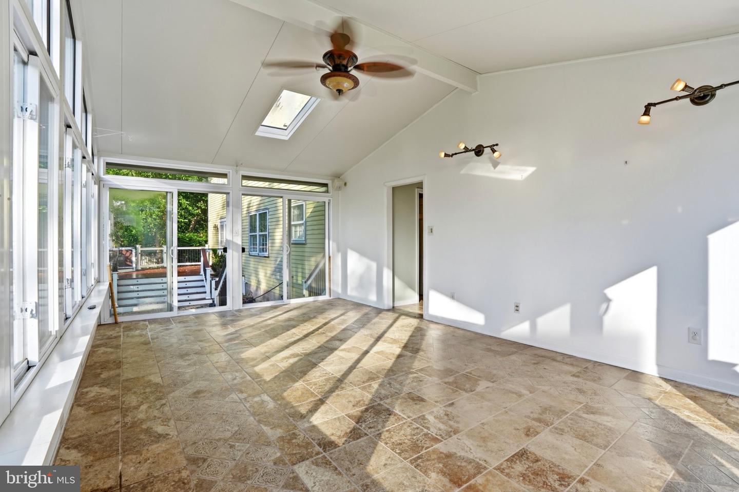 24 Sunnybrook Dr Property Photo 17