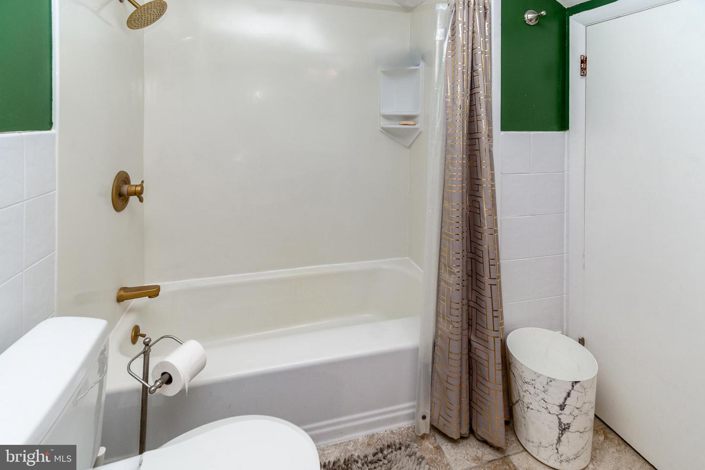 3659 Greenwood Ter Property Photo 40