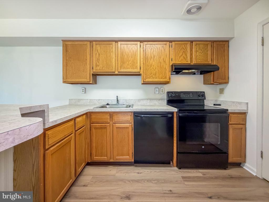 94 Stockton Ct Property Photo 12