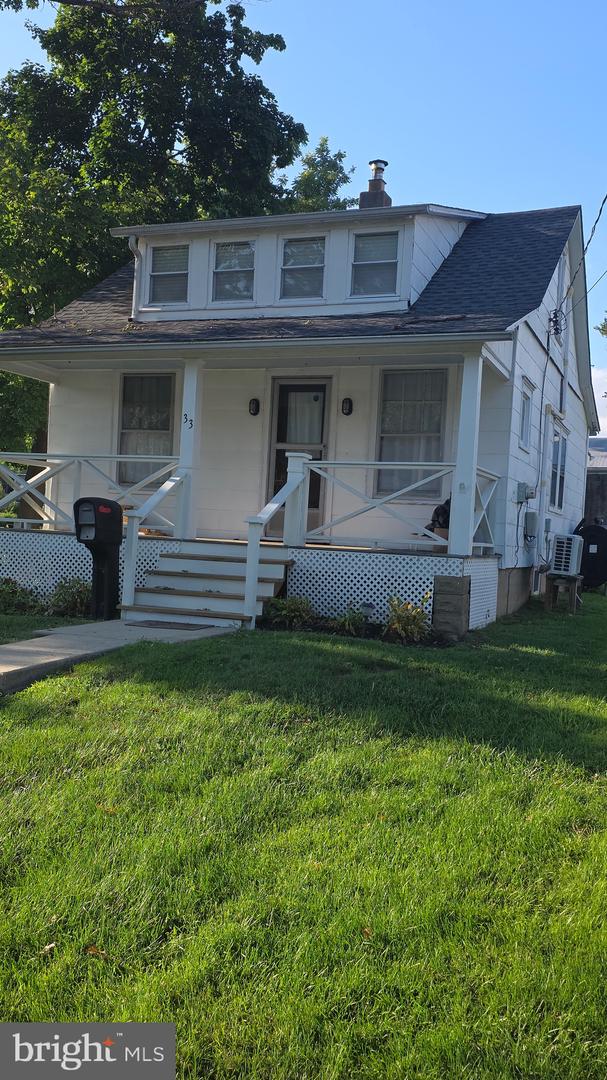 33 Williamson Ave Property Photo 1