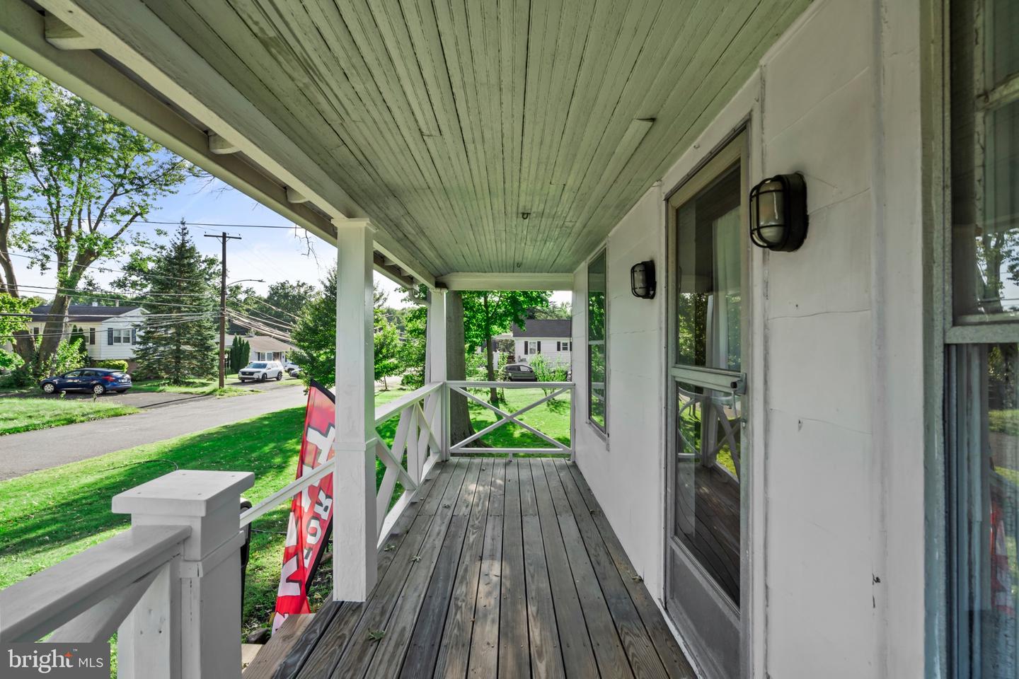 33 Williamson Ave Property Photo 13