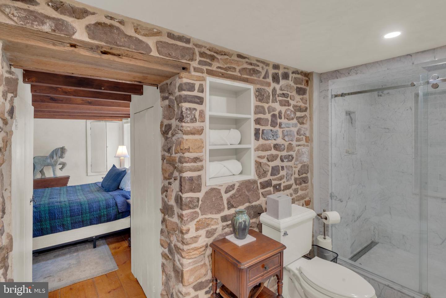 4439 Mcneal Rd Property Photo 25