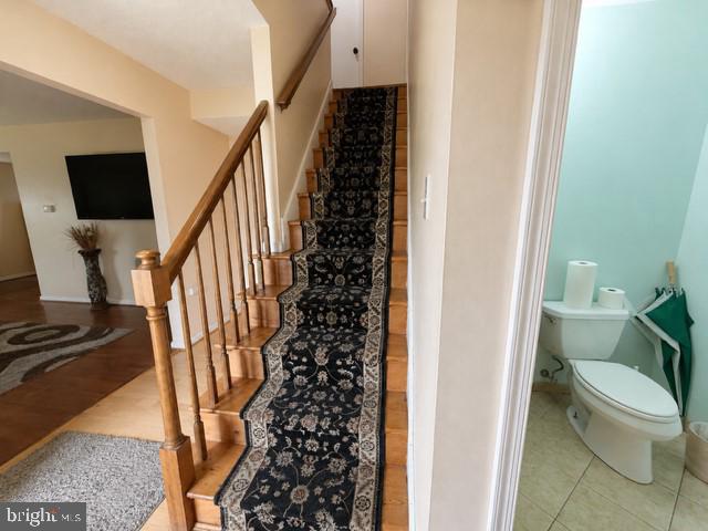 4626 Murray St Property Photo 7