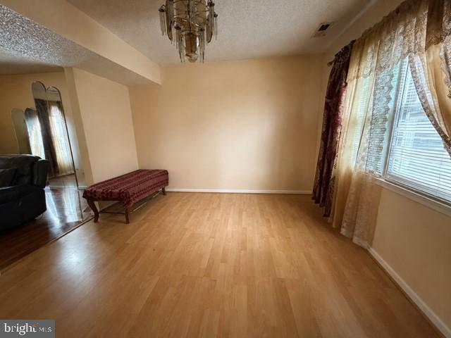 4626 Murray St Property Photo 10