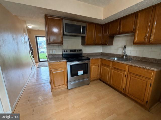 4626 Murray St Property Photo 11