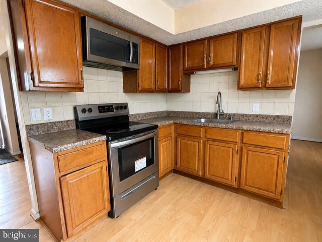4626 Murray St Property Photo 12
