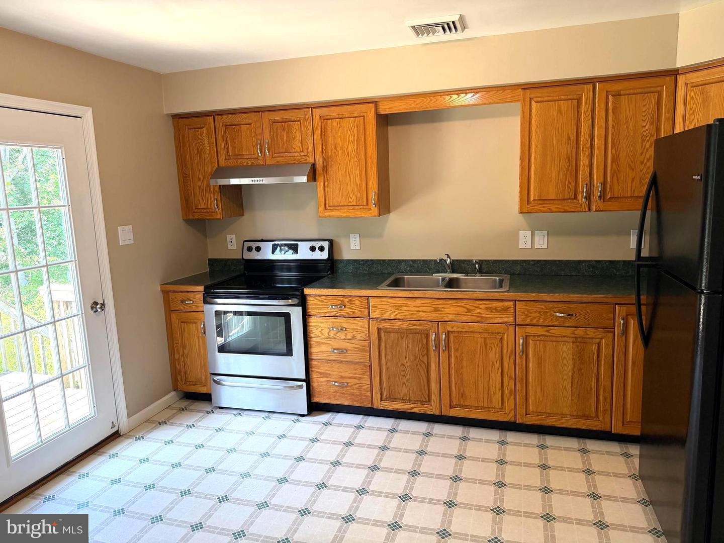 101 Oak Grove Rd #a4 Property Photo 5