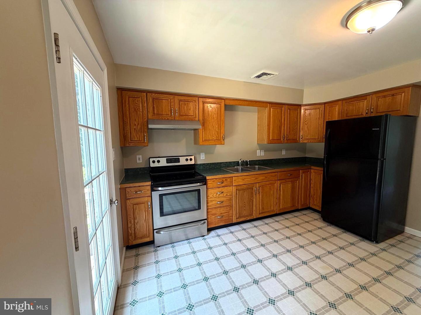 101 Oak Grove Rd #a4 Property Photo 6