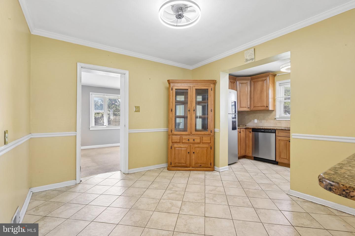 21 Ida Ave Property Photo 12