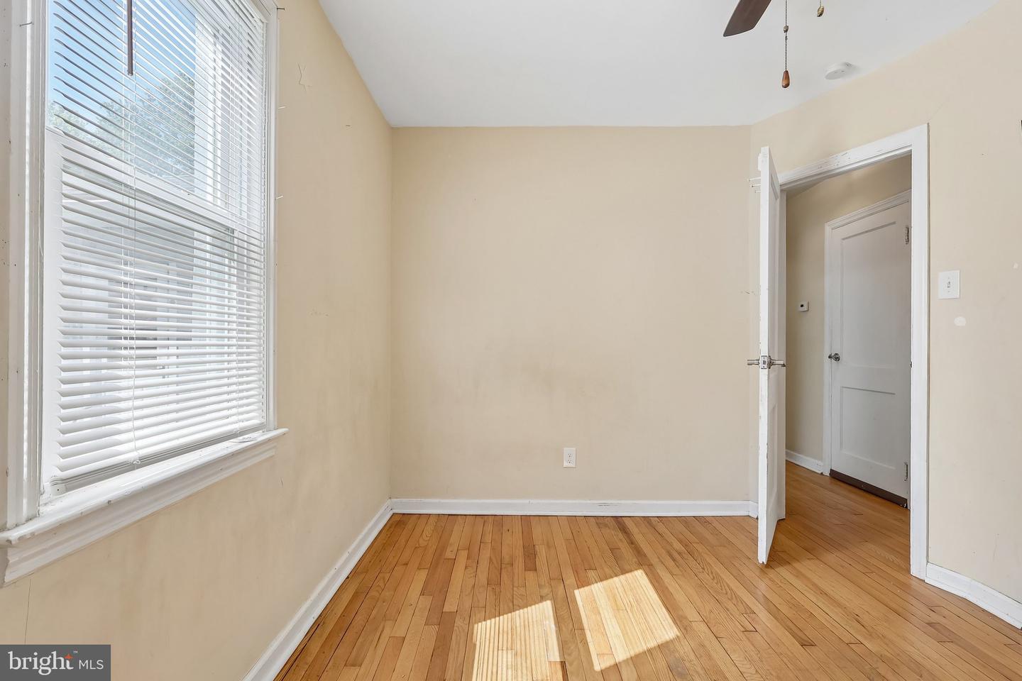 21 Ida Ave Property Photo 30