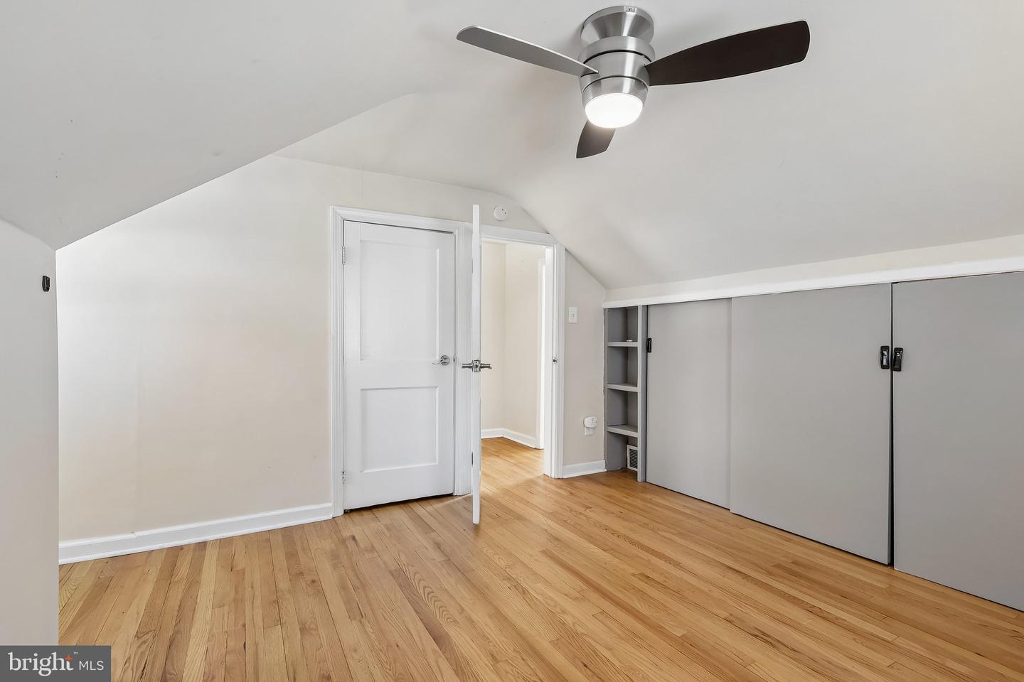 21 Ida Ave Property Photo 33