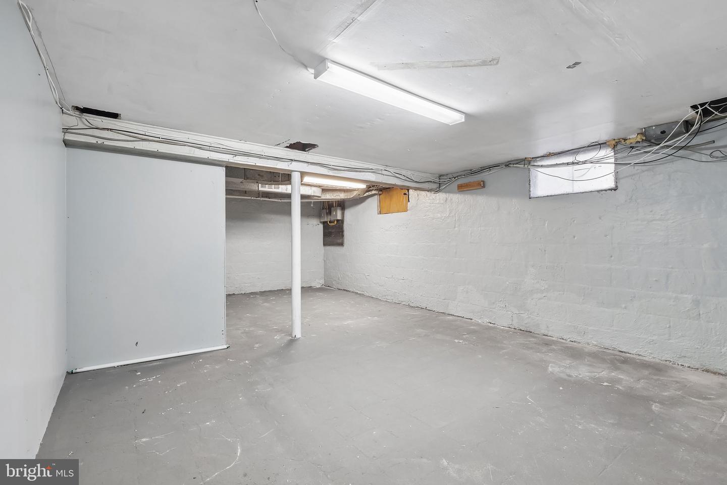 21 Ida Ave Property Photo 43