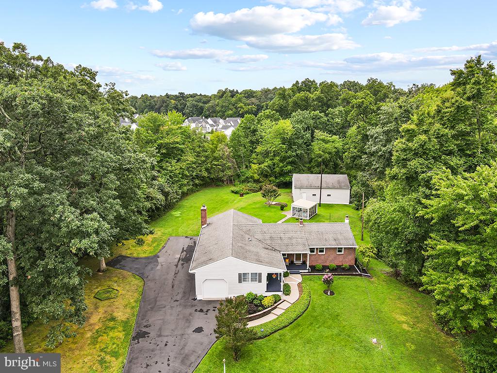 929 Creamery Rd Property Photo 1