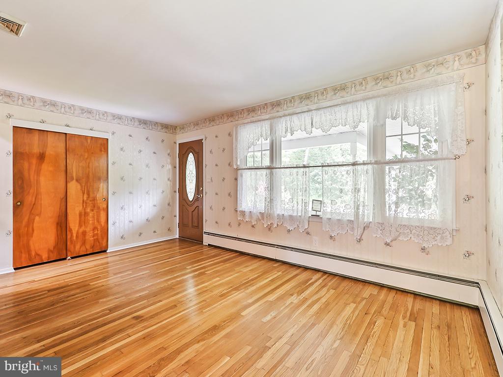 929 Creamery Rd Property Photo 12