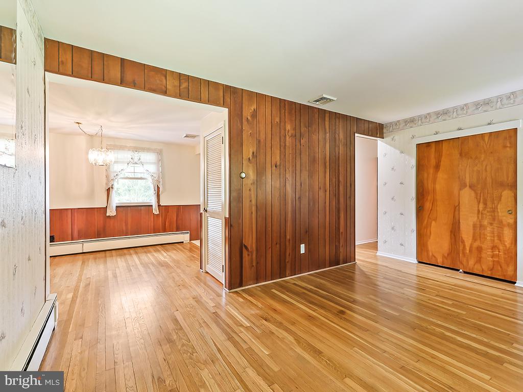 929 Creamery Rd Property Photo 13