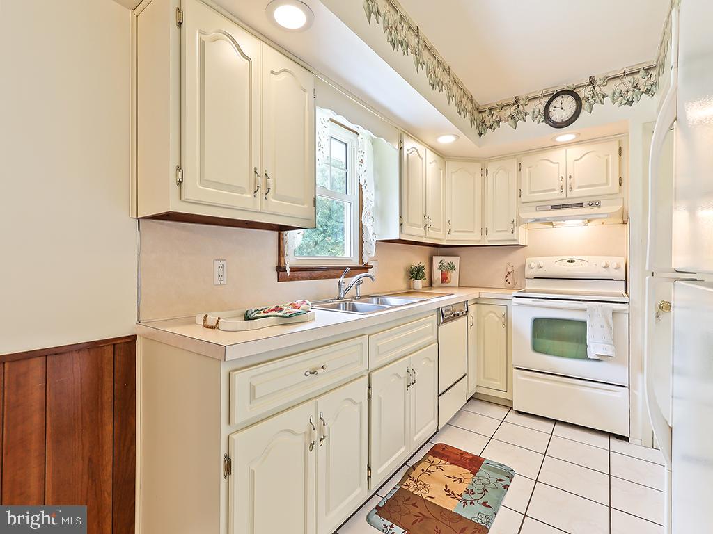 929 Creamery Rd Property Photo 16