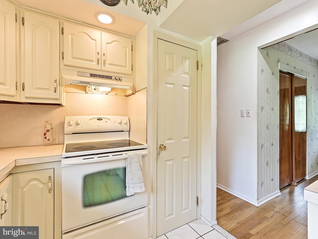 929 Creamery Rd Property Photo 17
