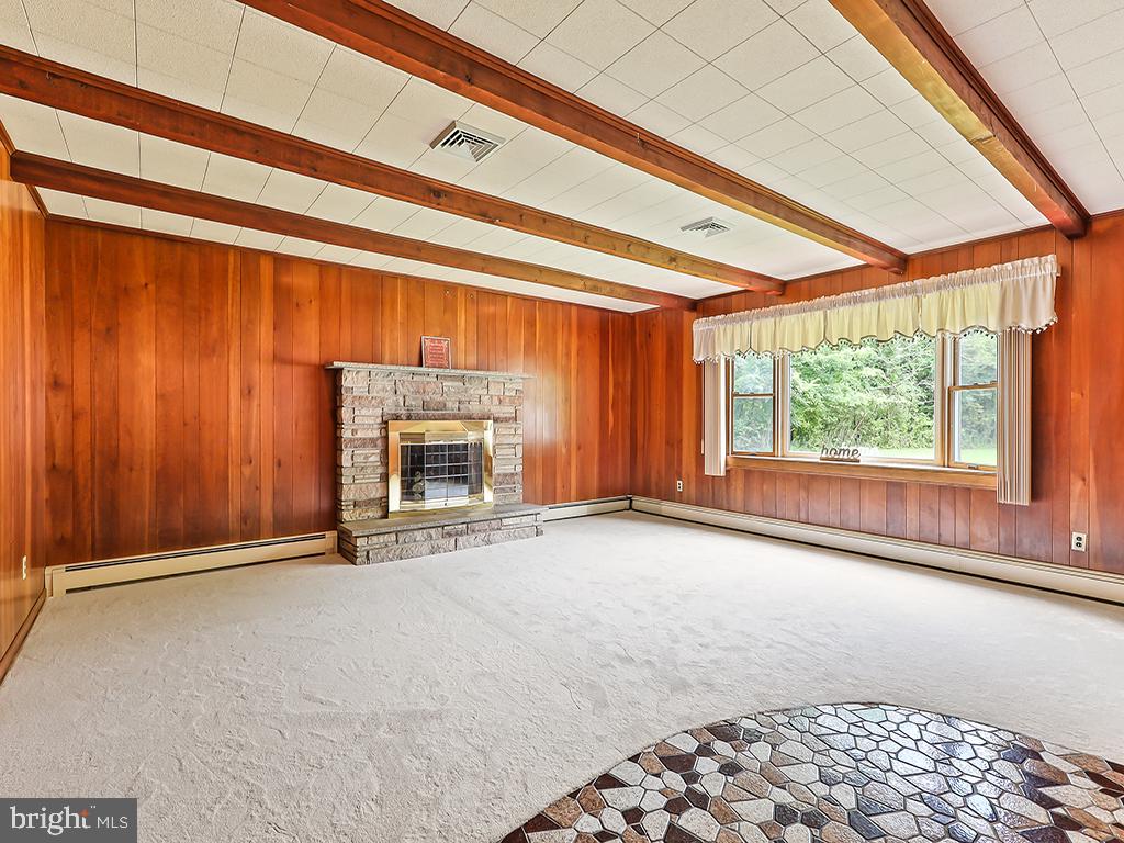 929 Creamery Rd Property Photo 21