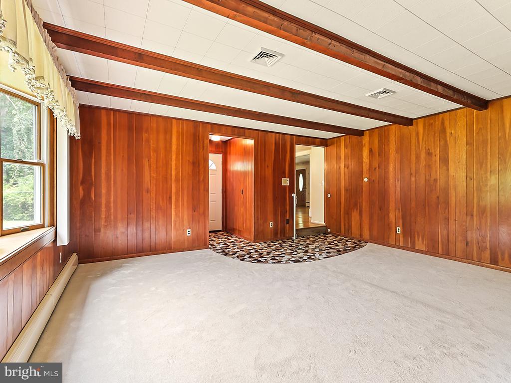 929 Creamery Rd Property Photo 23